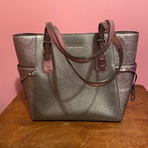 Michael Kors Silver handbag